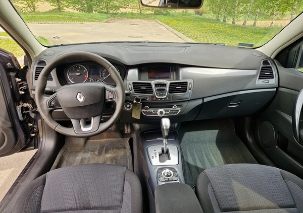 Renault Laguna cena 17700 przebieg: 281000, rok produkcji 2010 z Nowogród Bobrzański małe 106